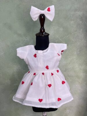 White Red heart cotton gown